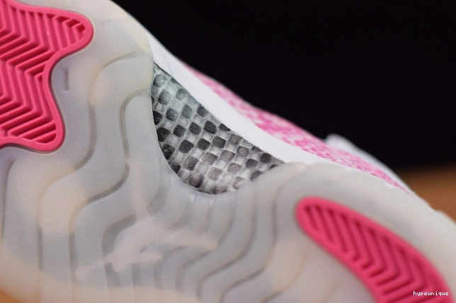 HYPE 11 Air Jordan Low AH7860-106 Pink Snakeskin WMNS 0729